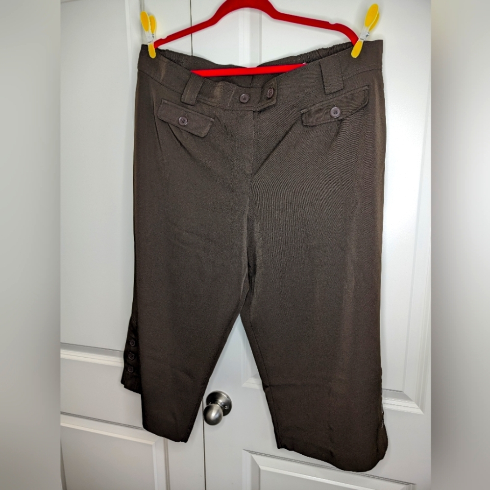 Cato Women's Dress Capris Size requests 20W